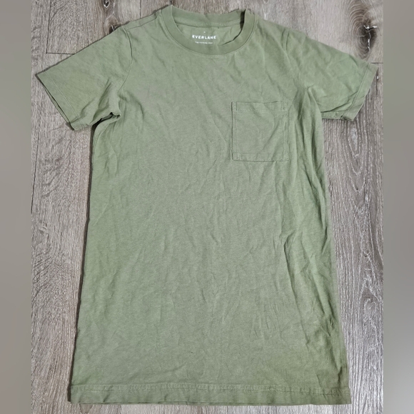 Everlane Dresses & Skirts - Green Everlane T-shirt Dress Size XS